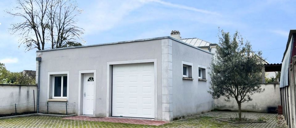 Maison 8 pièces de 213 m² à Limeil-Brévannes (94450)