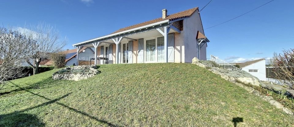 Maison 4 pièces de 121 m² à Bessay-sur-Allier (03340)