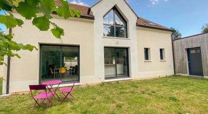 House 6 rooms of 138 m² in Montigny-sur-Loing (77690)
