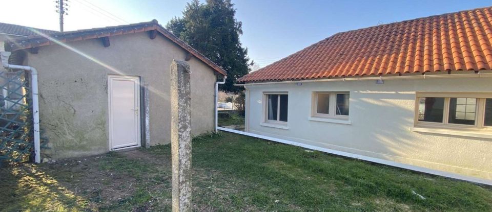 House 3 rooms of 75 m² in Parthenay (79200)