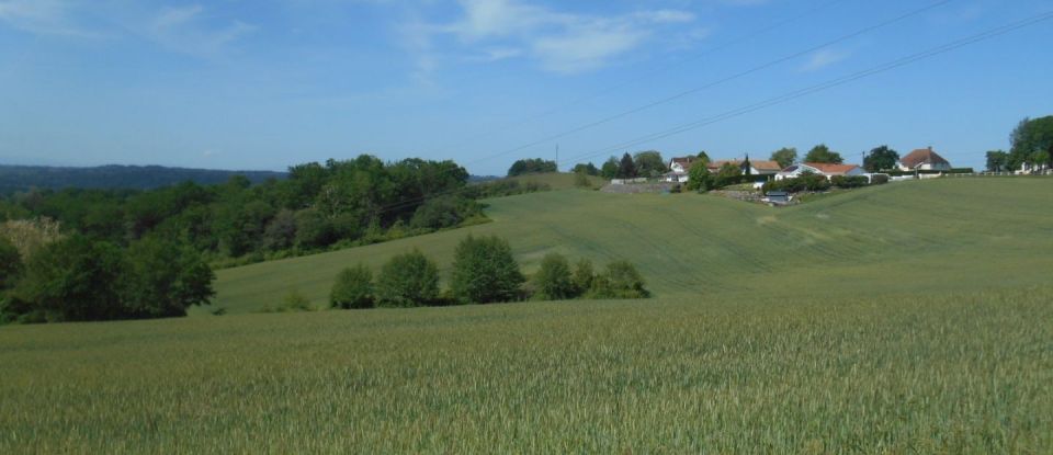 Land of 2,061 m² in Orthez (64300)