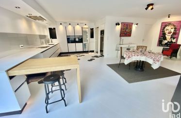 Appartement 5 pièces de 153 m² à Nantes (44000)