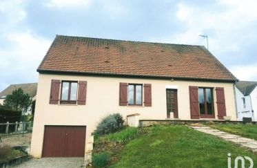 House 5 rooms of 88 m² in Gacé (61230)