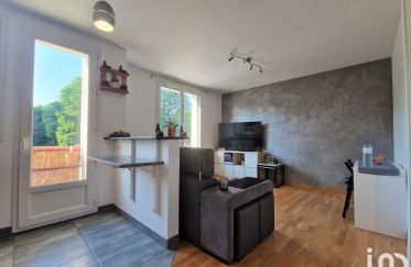 Apartment 2 rooms of 37 m² in Vaires-sur-Marne (77360)
