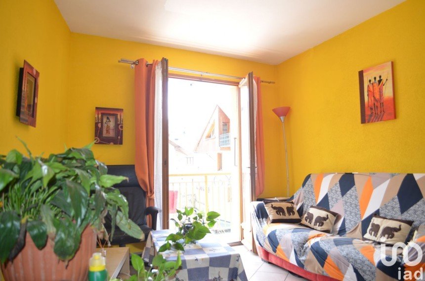 Appartement 2 pièces de 66 m² à Saint-Jean-de-Maurienne (73300)