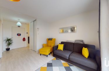 Appartement 3 pièces de 57 m² à Villeurbanne (69100)