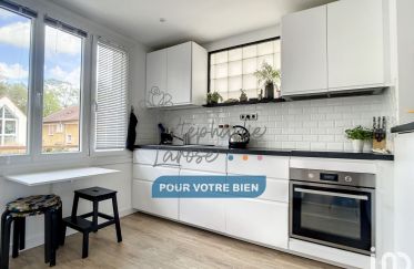 House 5 rooms of 104 m² in Sucy-en-Brie (94370)