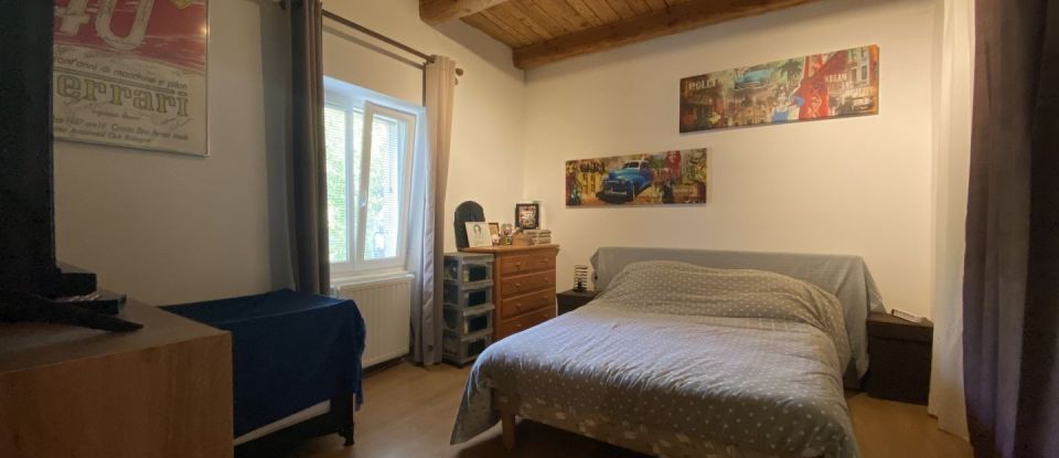 House 6 rooms of 186 m² in Saint-Florent-sur-Auzonnet (30960)