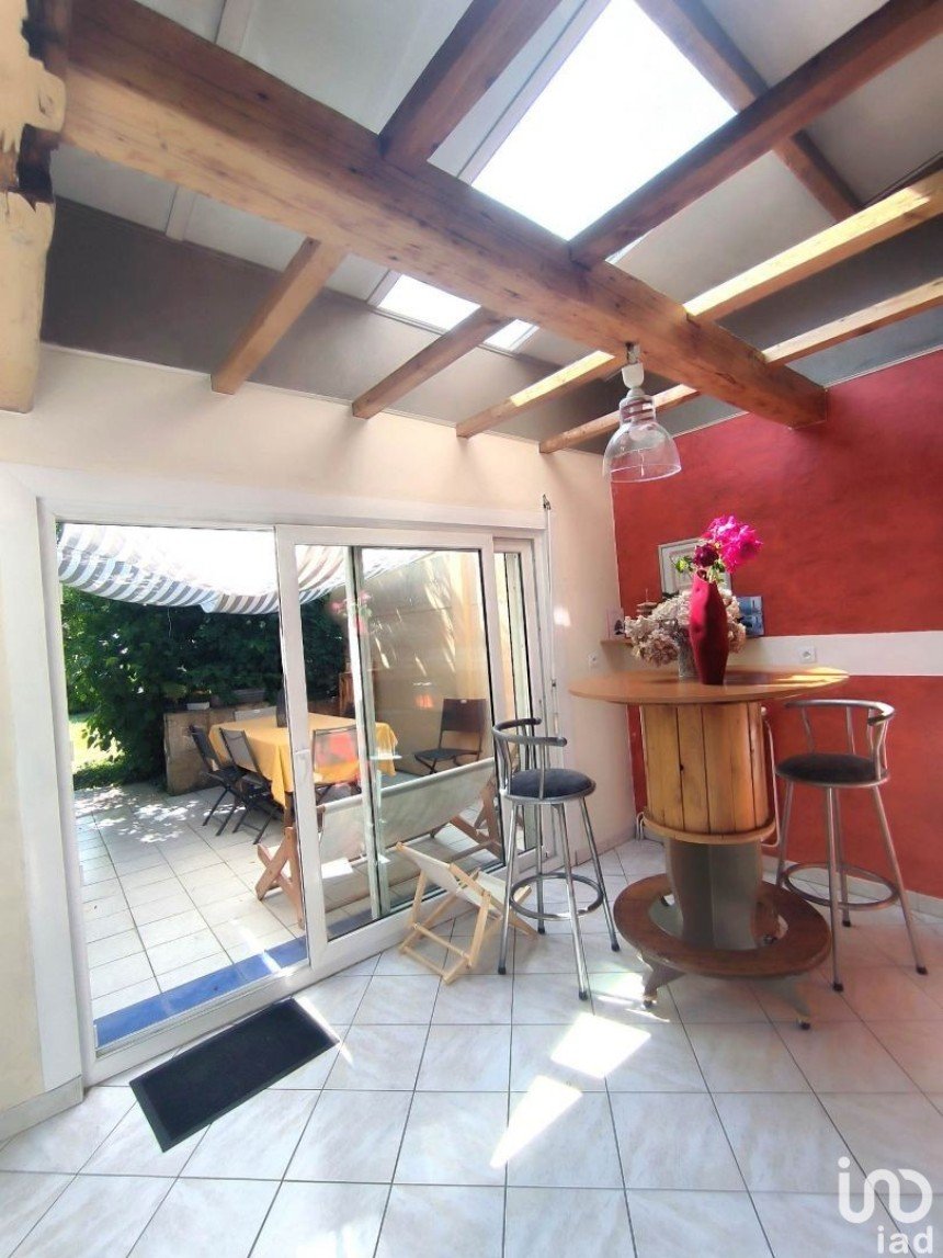 House 5 rooms of 137 m² in Beuvry (62660)