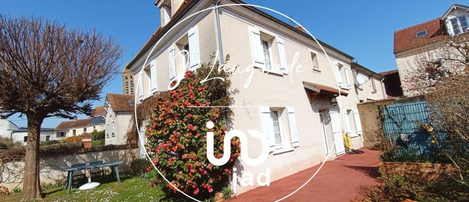 Maison 5 pièces de 150 m² à Grisy-les-Plâtres (95810)