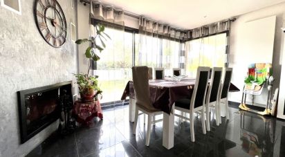 House 4 rooms of 151 m² in Pont-Péan (35131)