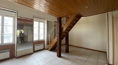 Appartement 2 pièces de 51 m² à Bordeaux (33800)