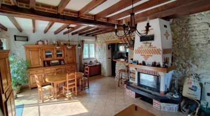 House 5 rooms of 128 m² in Santranges (18240)