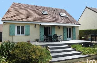 House 6 rooms of 147 m² in Tacoignières (78910)