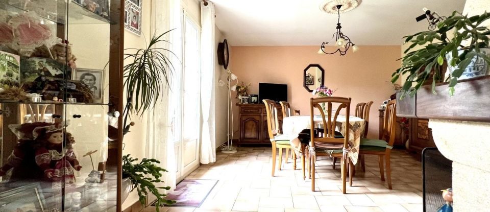 House 4 rooms of 87 m² in Montfort-sur-Meu (35160)