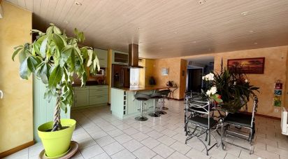 House 5 rooms of 123 m² in Fromentières (53200)