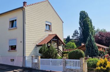 House 6 rooms of 140 m² in Freyming-Merlebach (57800)