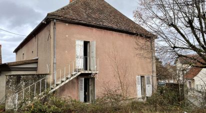 Maison 10 pièces de 235 m² à Vitry-sur-Loire (71140)