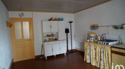 House 3 rooms of 70 m² in Luzy (58170)