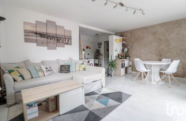 Appartement 2 pièces de 53 m² à Saulx-les-Chartreux (91160)