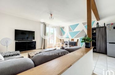 Apartment 3 rooms of 66 m² in Moissy-Cramayel (77550)
