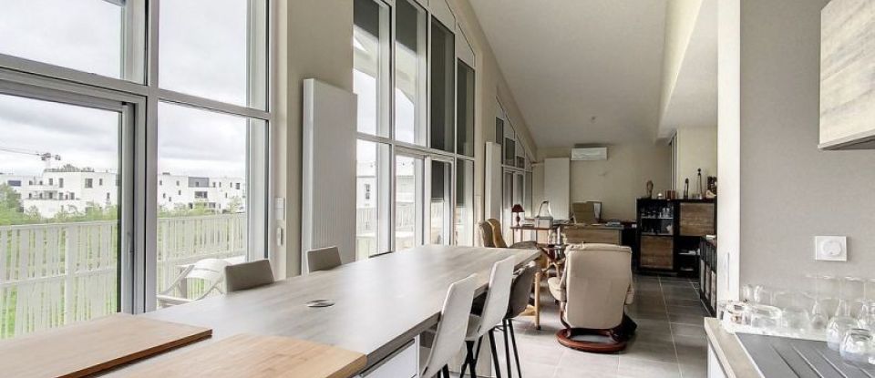 Apartment 4 rooms of 85 m² in Villenave-d'Ornon (33140)