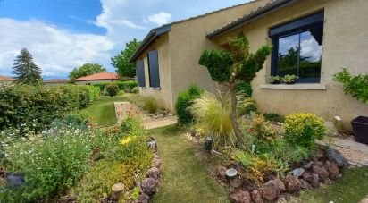 House 5 rooms of 105 m² in Mours-Saint-Eusèbe (26540)