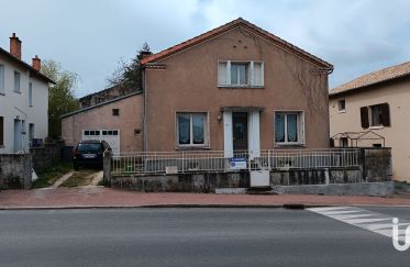 House 6 rooms of 150 m² in Chey (79120)