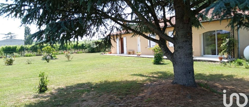 House 8 rooms of 170 m² in Rauzan (33420)