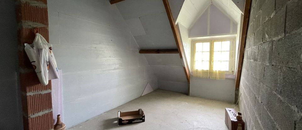 House 7 rooms of 119 m² in Lathus-Saint-Rémy (86390)
