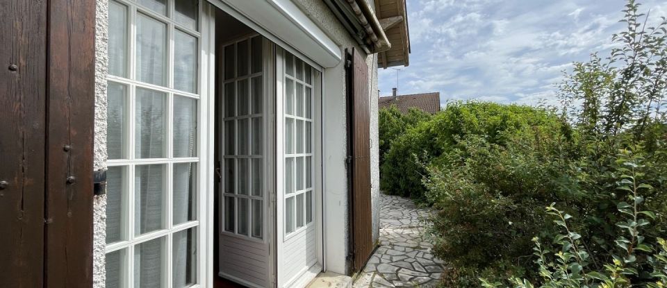 Maison 7 pièces de 119 m² à Lathus-Saint-Rémy (86390)