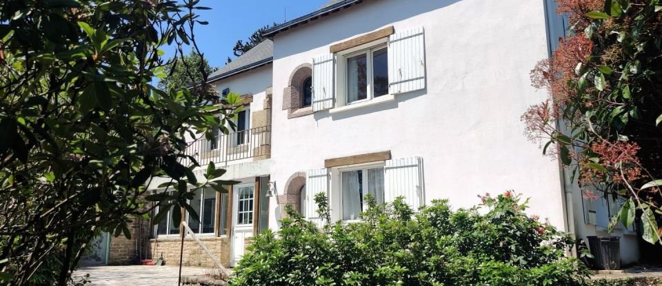 House 4 rooms of 121 m² in Quimperlé (29300)
