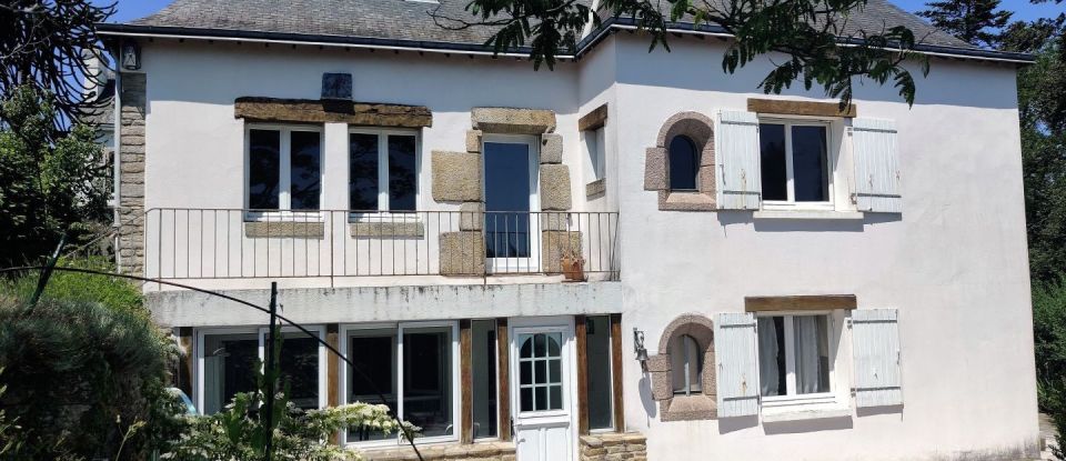 House 4 rooms of 121 m² in Quimperlé (29300)