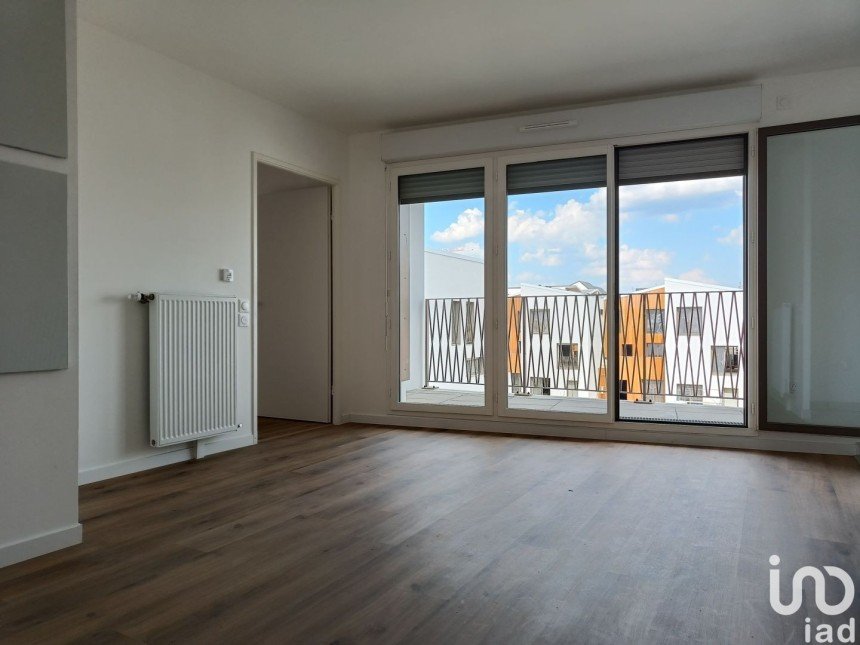 Appartement 2 pièces de 42 m² à Bussy-Saint-Georges (77600)
