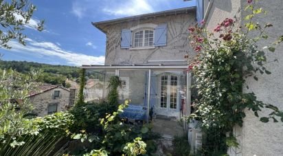 House 8 rooms of 160 m² in Pradines (46090)