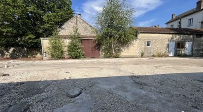 Land of 335 m² in Le Malesherbois (45330)