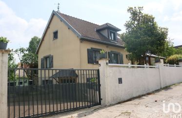 House 6 rooms of 190 m² in Longperrier (77230)
