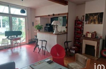 House 3 rooms of 90 m² in Bordeaux (33000)