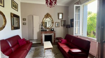 Bastide 9 rooms of 229 m² in Montfrin (30490)