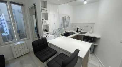 Apartment 1 room of 15 m² in Paris (75015)