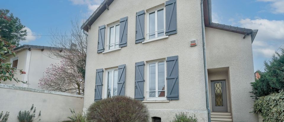 Maison 5 pièces de 112 m² à Clichy-sous-Bois (93390)