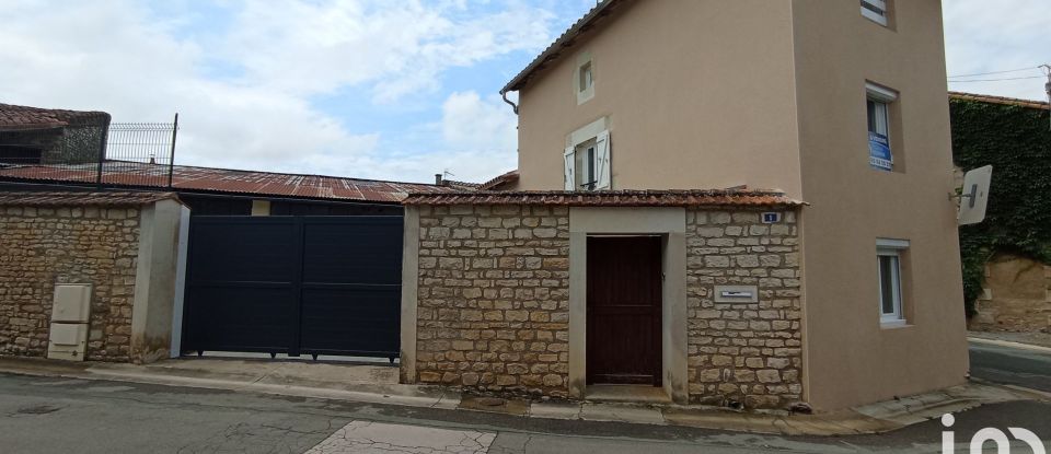 Maison 5 pièces de 125 m² à Neuville-de-Poitou (86170)