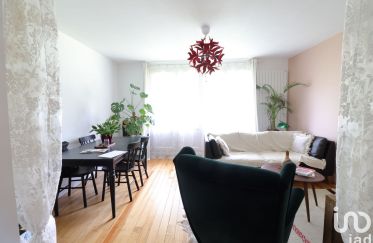 Apartment 3 rooms of 61 m² in - (91300)