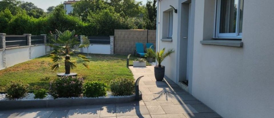 House 5 rooms of 92 m² in Bouaye (44830)
