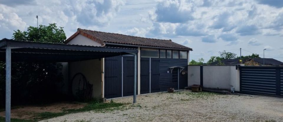 House 9 rooms of 175 m² in Queaux (86150)
