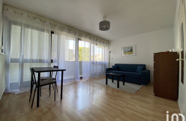Apartment 1 room of 25 m² in Bordeaux (33000)