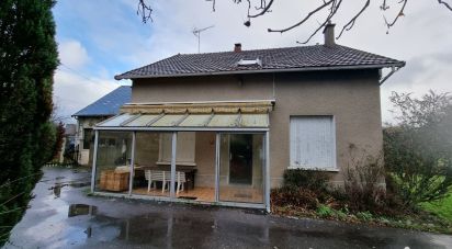 Village house 4 rooms of 98 m² in Bussière-Dunoise (23320)