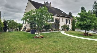 House 7 rooms of 170 m² in Châtres (77610)