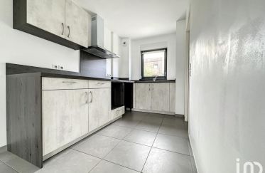 Appartement 5 pièces de 96 m² à Ostwald (67540)