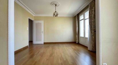 Apartment 4 rooms of 87 m² in Tours (37000)
